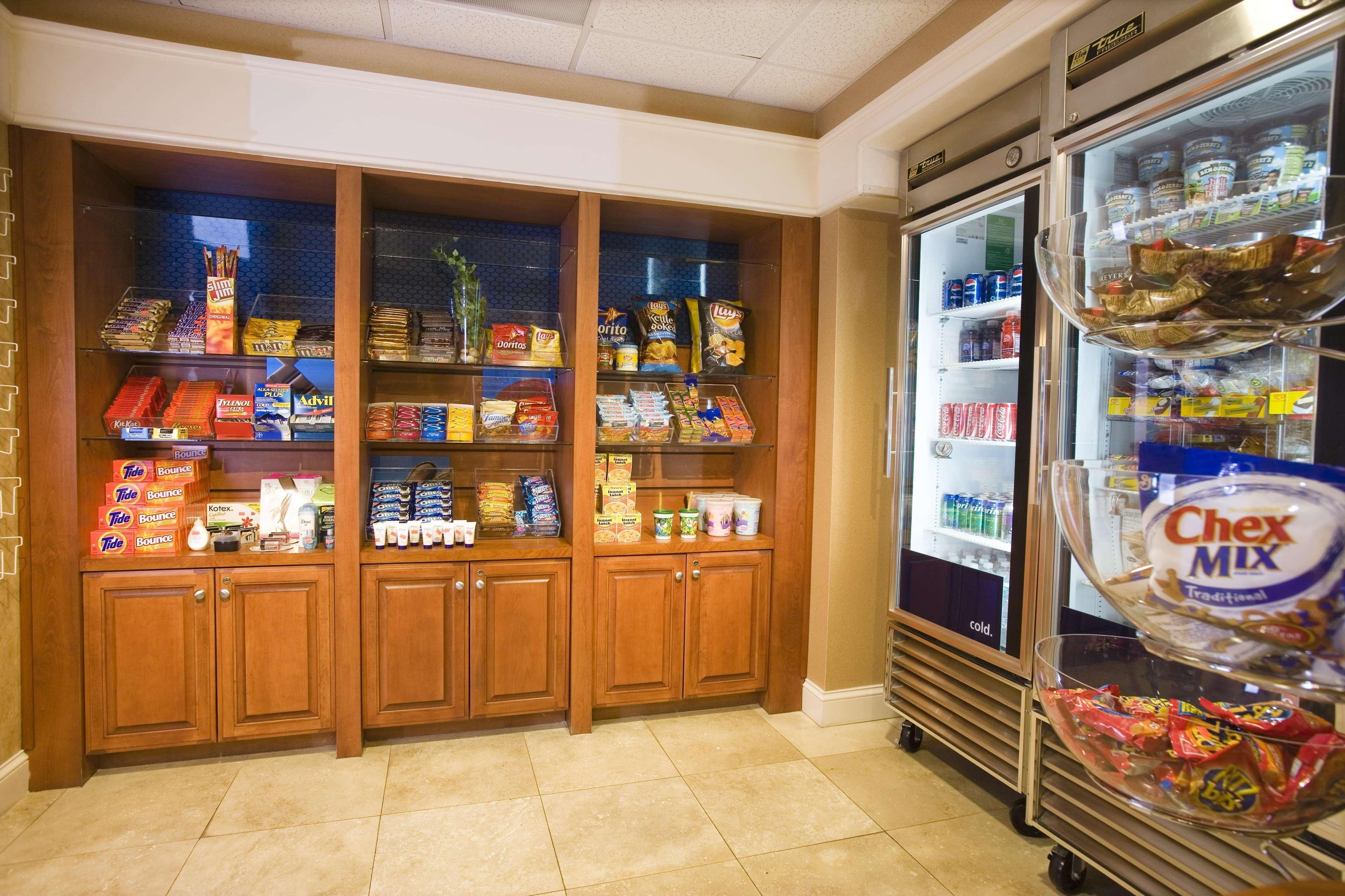 Hampton Inn & Suites Orlando International Drive North Konforlar fotoğraf